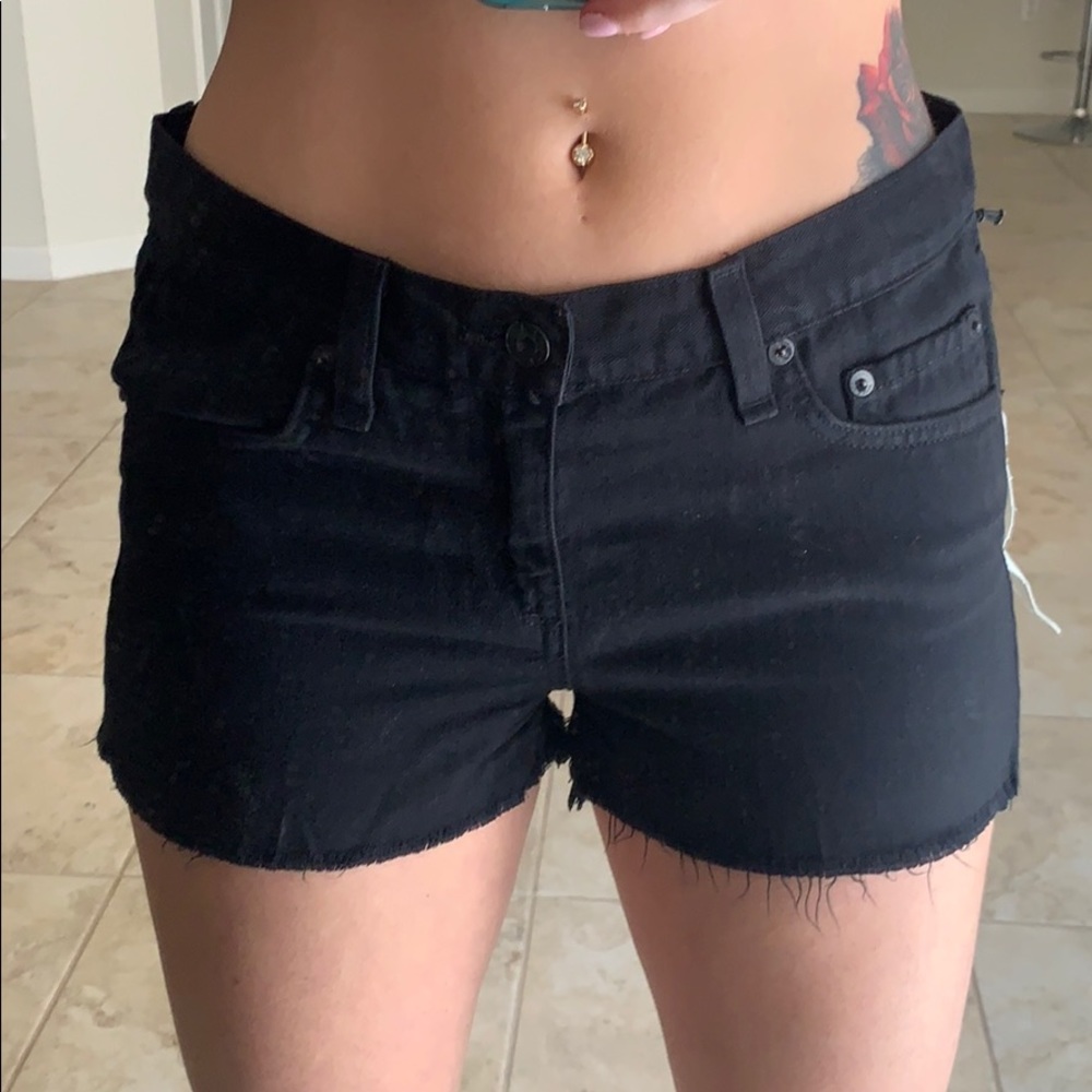 NWT Rag & Bone staple black short
